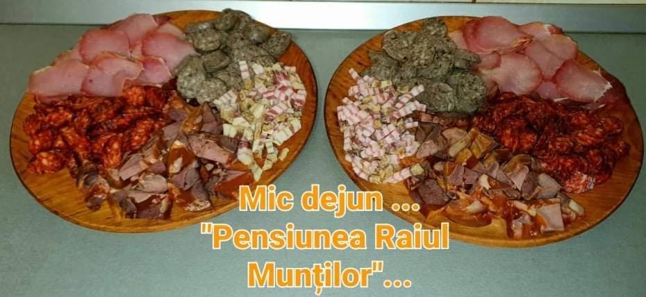 Pensiunea Raiul Muntilor Borossebes Kültér fotó