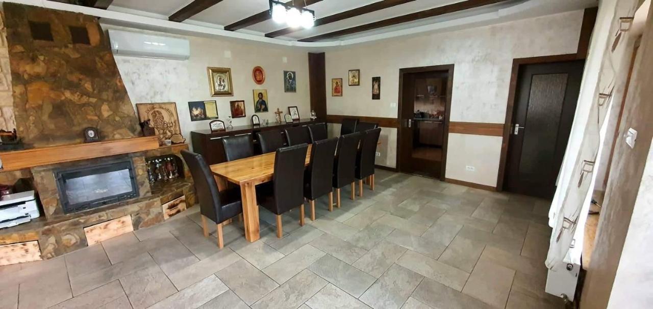 Pensiunea Raiul Muntilor Borossebes Kültér fotó