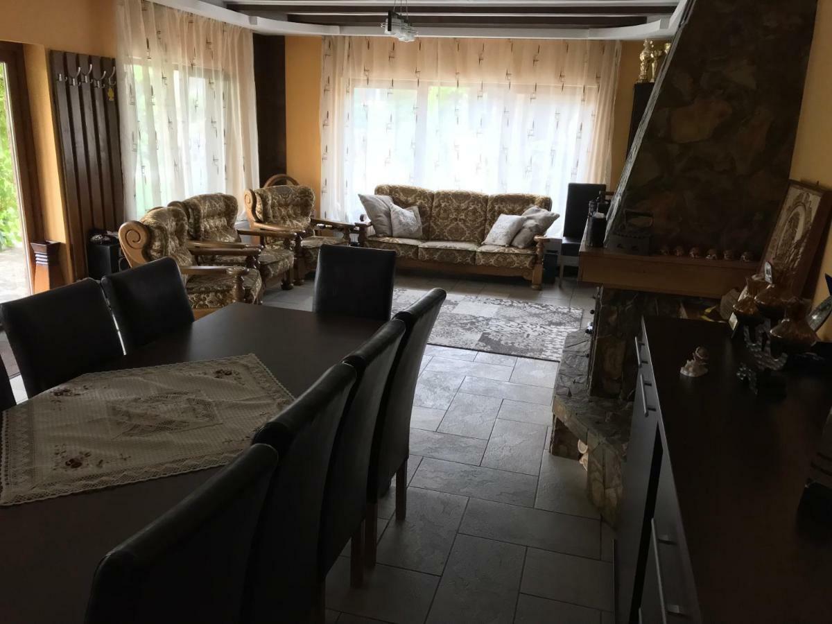 Pensiunea Raiul Muntilor Borossebes Kültér fotó